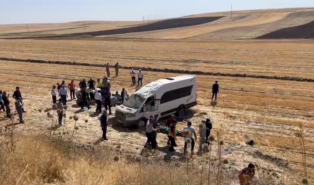 Muş'un Bulanık ilçesinde Malazgirt Zaferi'nin kutlamalarına gidenleri taşıyan minibüs kaza