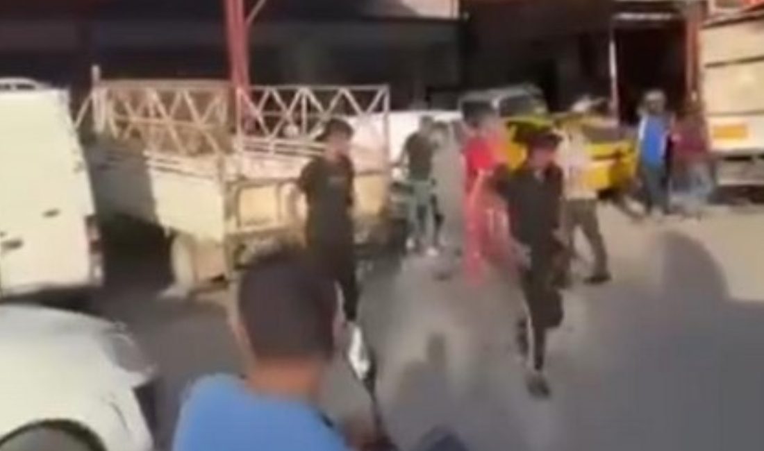 Kızıltepe ilçesinde iki küme ortasında çıkan hengamede başına levyeyle vurulan
