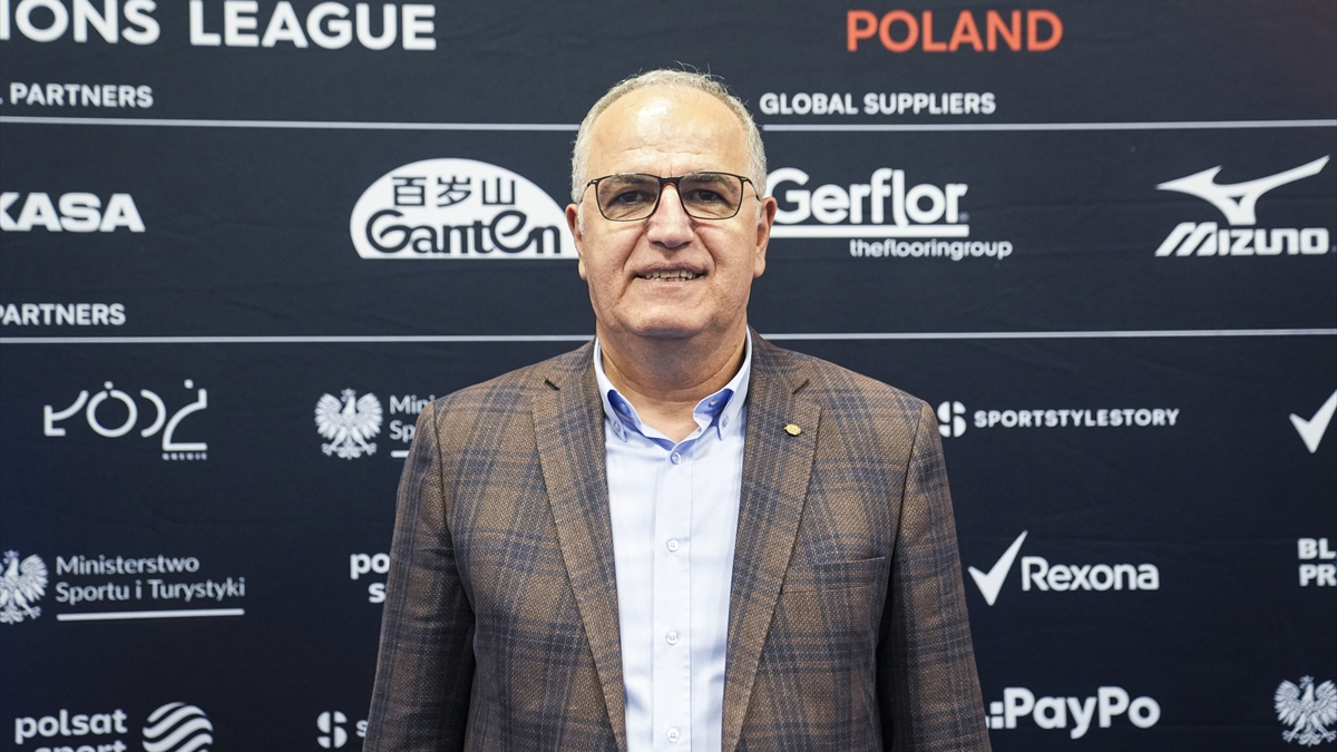 Türkiye Voleybol Federasyonu (TVF) Başkanı Mehmet Akif Üstündağ, FIVB Milletler