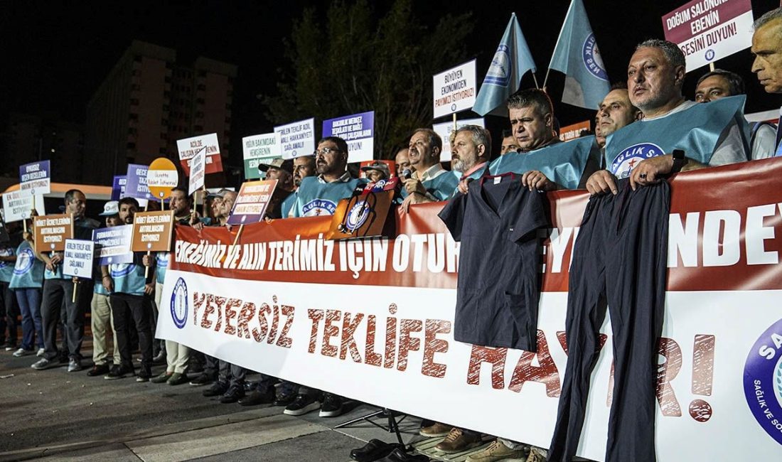 6.5 milyona yakın memur ve memur emeklisini ilgilendiren artırım pazarlığında