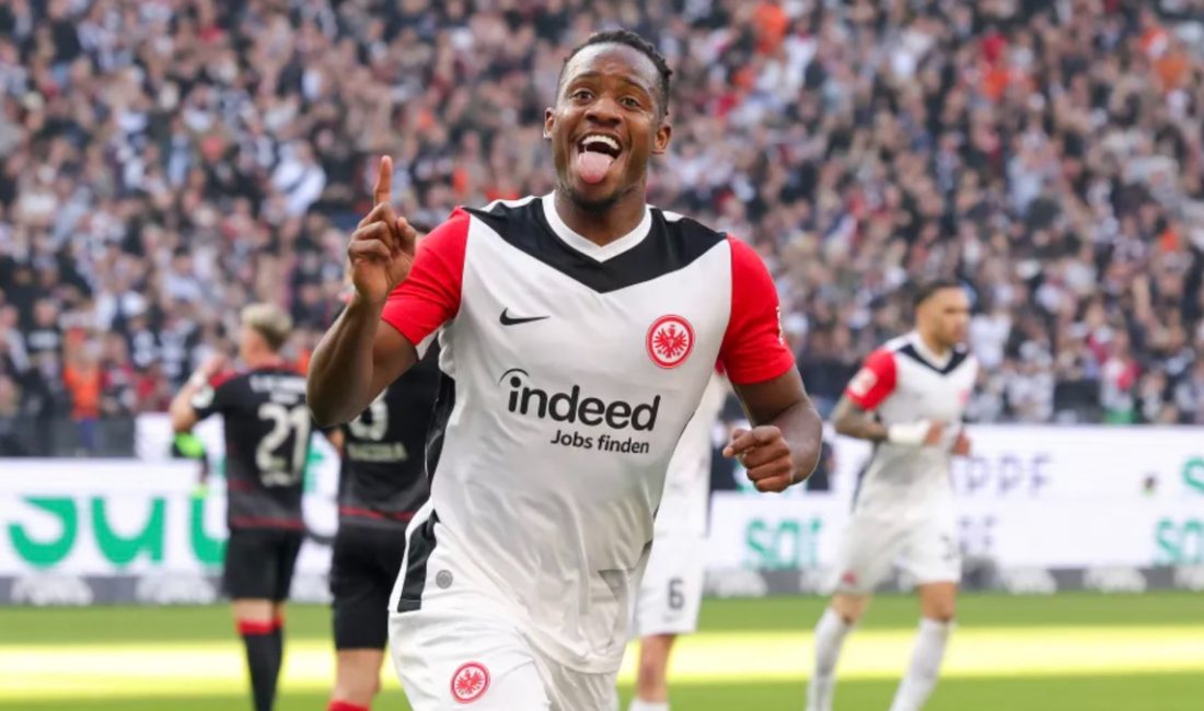 Beşiktaş, Fenerbahçe ve Galatasaray formaları giyen Michy Batshuayi, Almanya'da takım