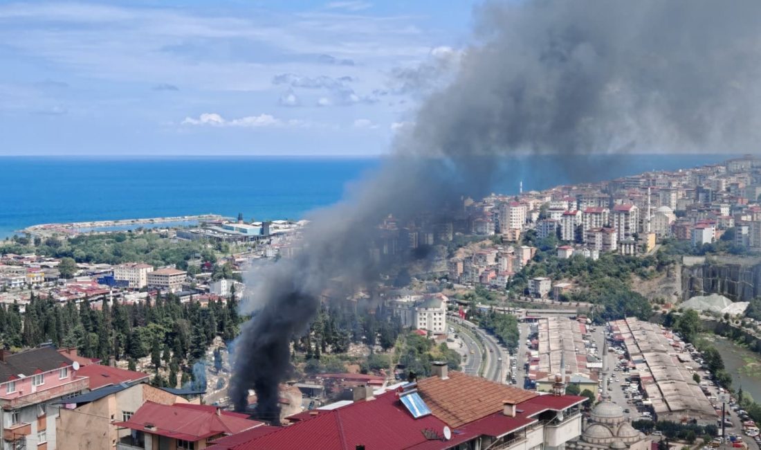 Trabzon'un Ortahisar ilçesinde bir mobilya atölyesinde yangın çıktı. Gruplar, olay