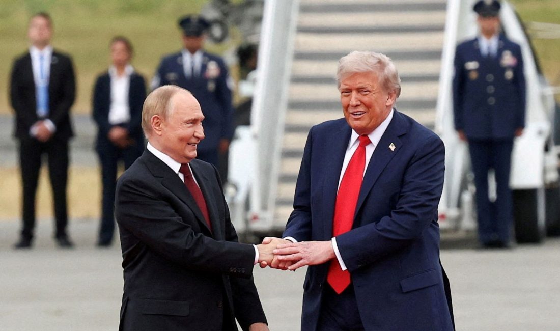 Rusya Dışişleri Bakanı Lavrov, Trump ve grubunun bilhassa Alaska'daki toplantıdan