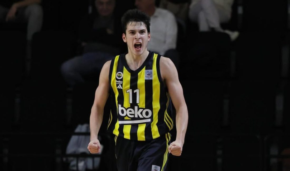 Fenerbahçe'nin genç basketbolcusu Ömer Ege Ziyaettin, mesleğini ABD'de sürdürecek.