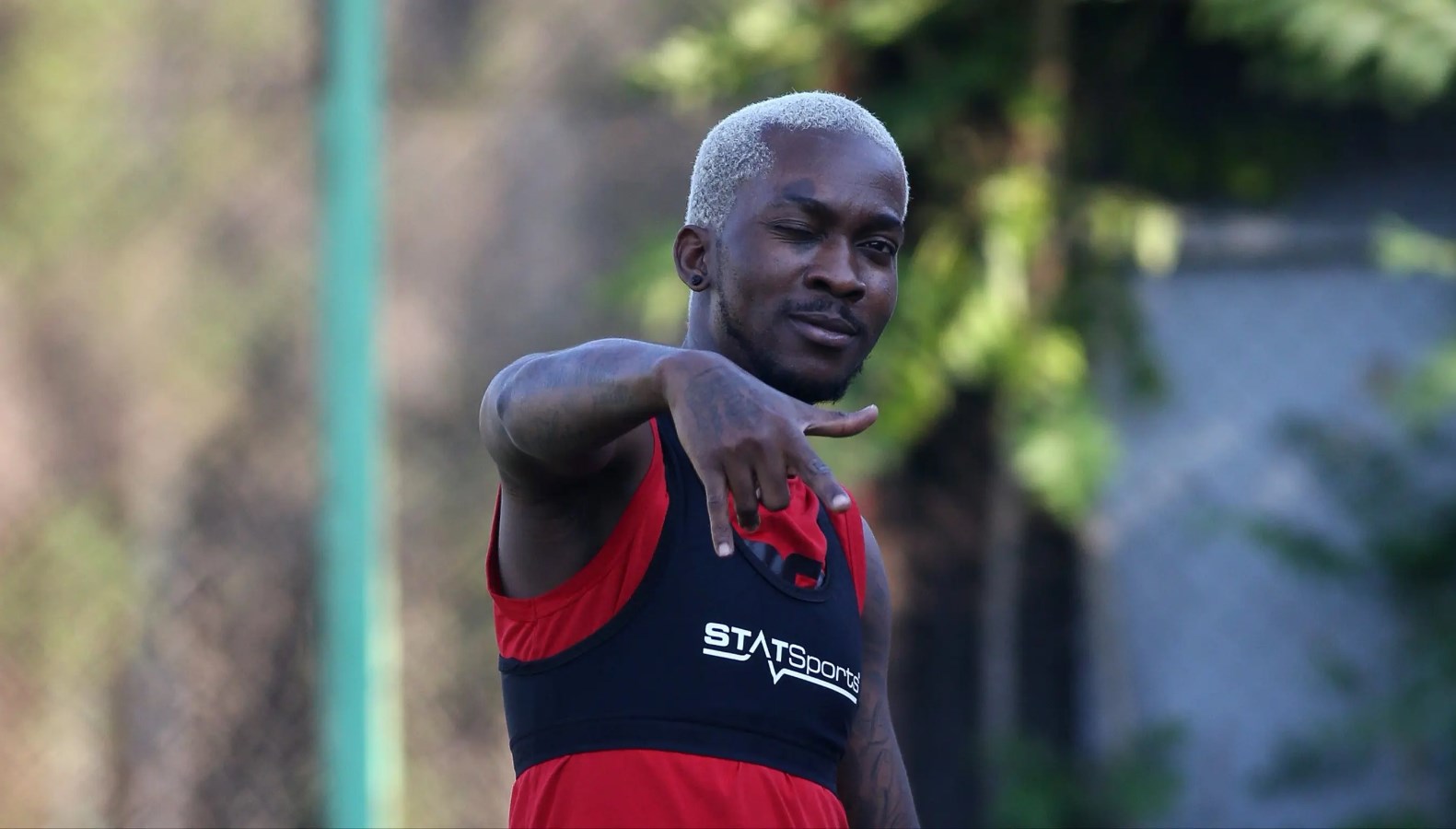 Gençlerbirliği'nin yeni transferi Onyekuru, Antalyaspor maçının takımında yer alacak.