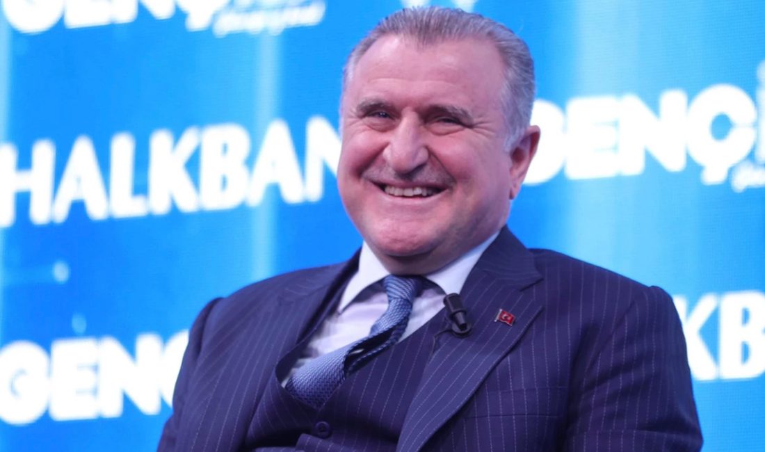 Gençlik ve Spor Bakanı Dr. Osman Aşkın Bak, Trendyol Süper