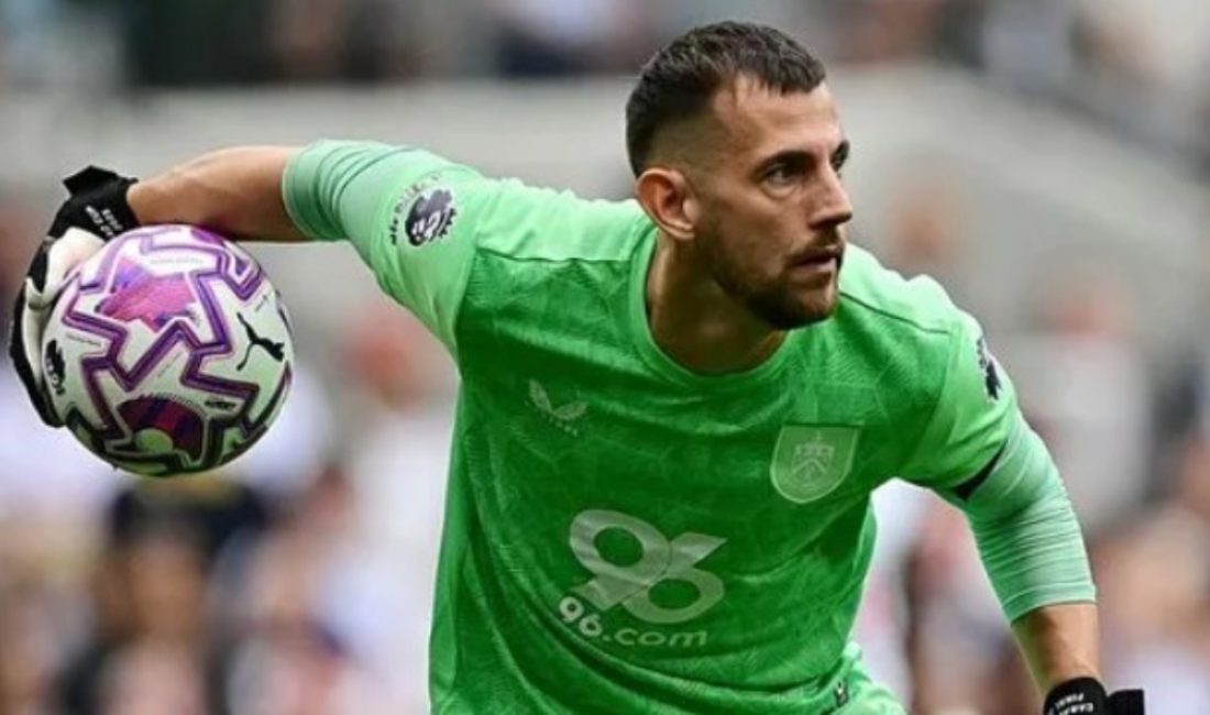 İngiltere Premier Lig’in yeni döneminde futbolun “8 saniye kuralı” birinci
