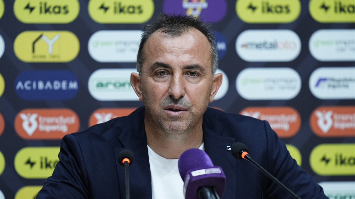 Konyaspor Teknik Yöneticisi Recep Uçar, Eyüpspor galibiyetiyle lige uygun başladıklarını