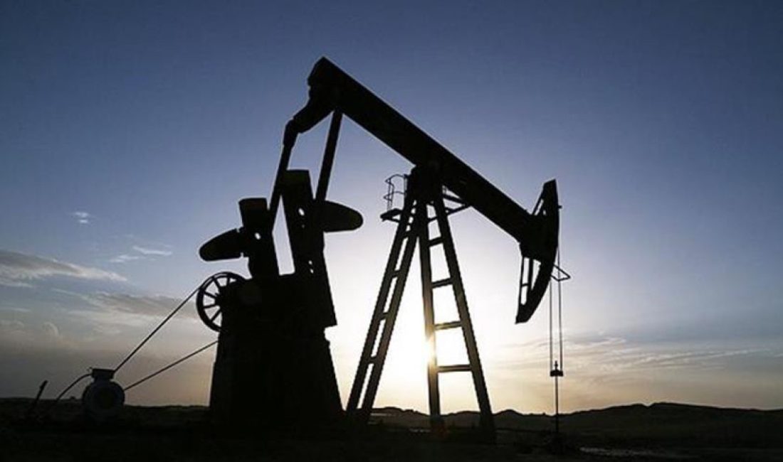 Rusya Maliye Bakanlığı, petrol ve doğalgaz gelirlerinin, temmuzda geçen yılın