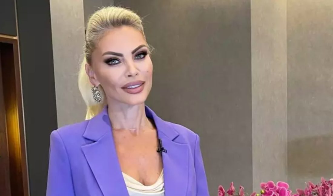 Bodrum'da lüks aracıyla seyir halinde olan Seray Sever, bir motosiklete