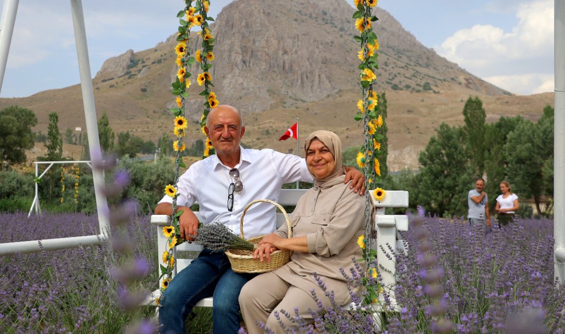Çocukluğundan bu yana çok sevdiği Tecer Dağı eteğinde yer alan
