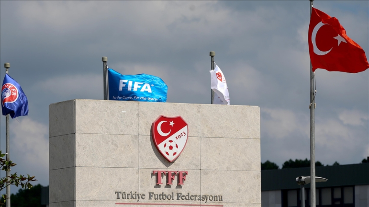 Türkiye Futbol Federasyonu (TFF) Hukuk Müşavirliği, Muhteşem Lig'den 8 kulübü