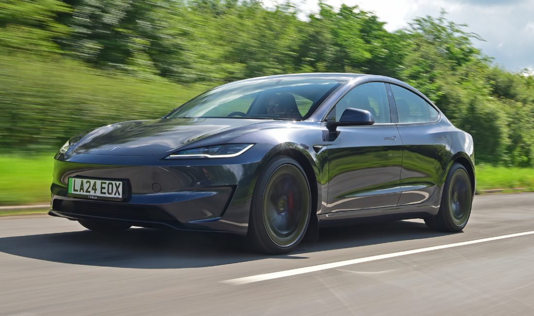 Tesla, Çin'de satışa sunduğu tek motorlu yeni "Model 3 Long