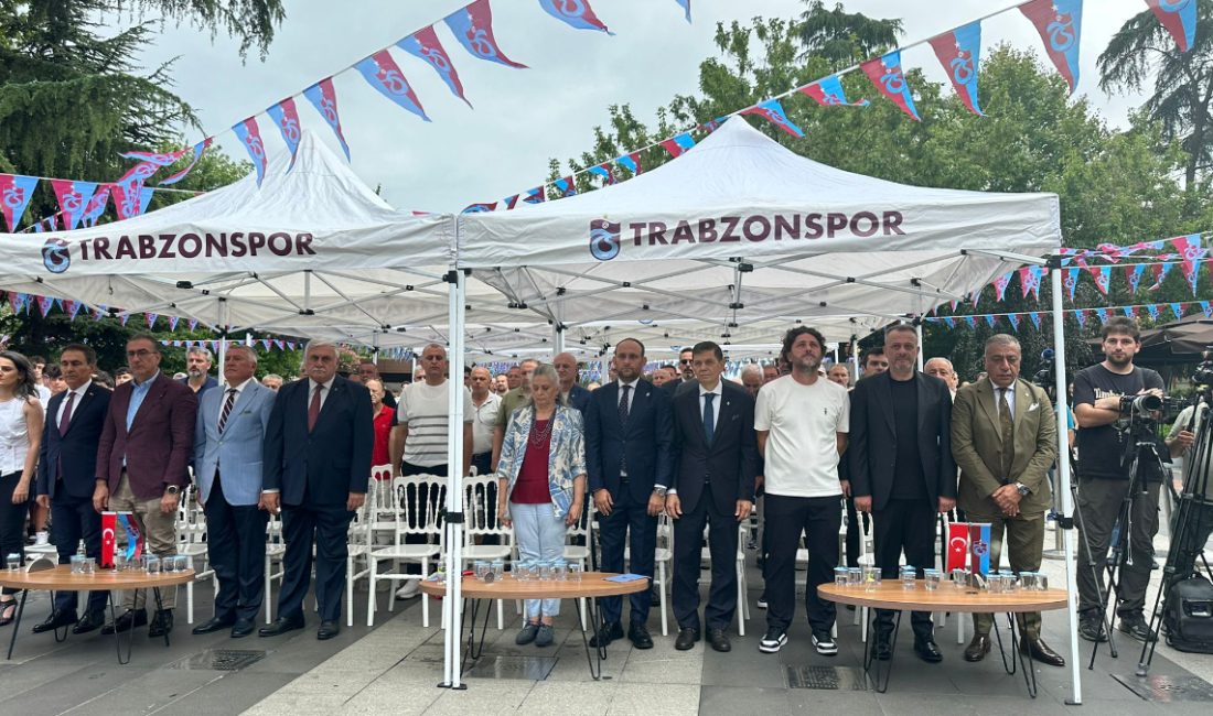 Trabzonspor'un 58’inci kuruluş yıl dönümü, düzenlenen merasimle kutlandı. Trabzonspor Divan