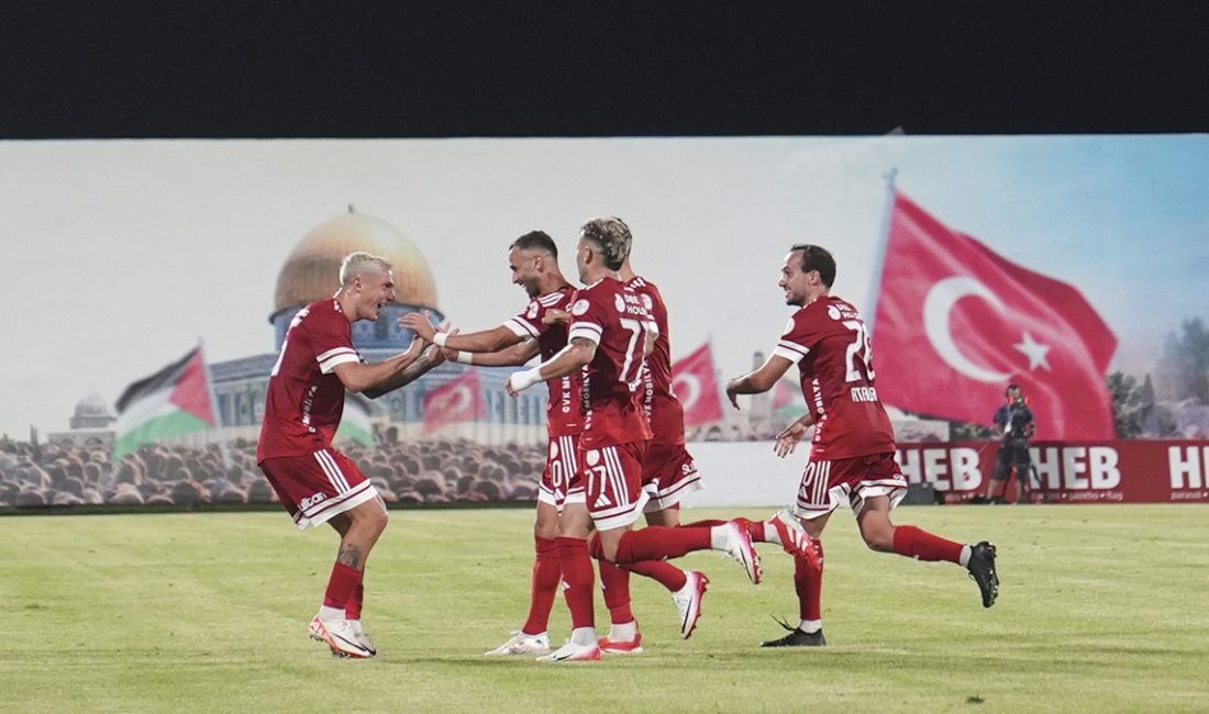 Ümraniyespor, 1. Lig'de yeni dönemin açılış gayretinde alanında Manisa FK'yı