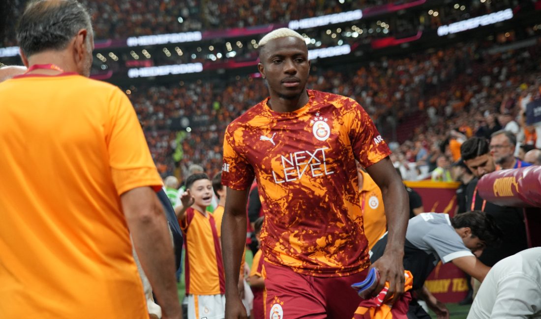 Galatasaray'ın bonservisini aldığı Victor Osimhen, Fatih Karagümrük maçının 61. dakikasında