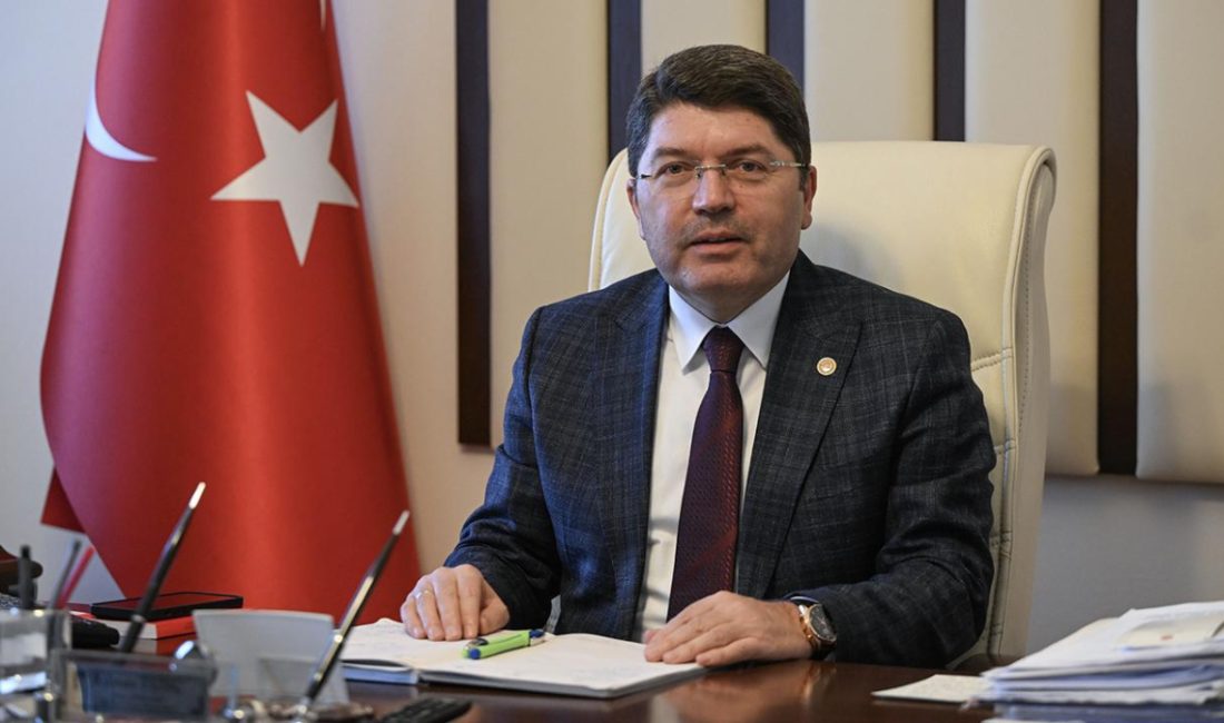 AK Parti'nin kuruluşunun 24. yılında kıymetli açıklamalarda bulunan Adalet Bakanı