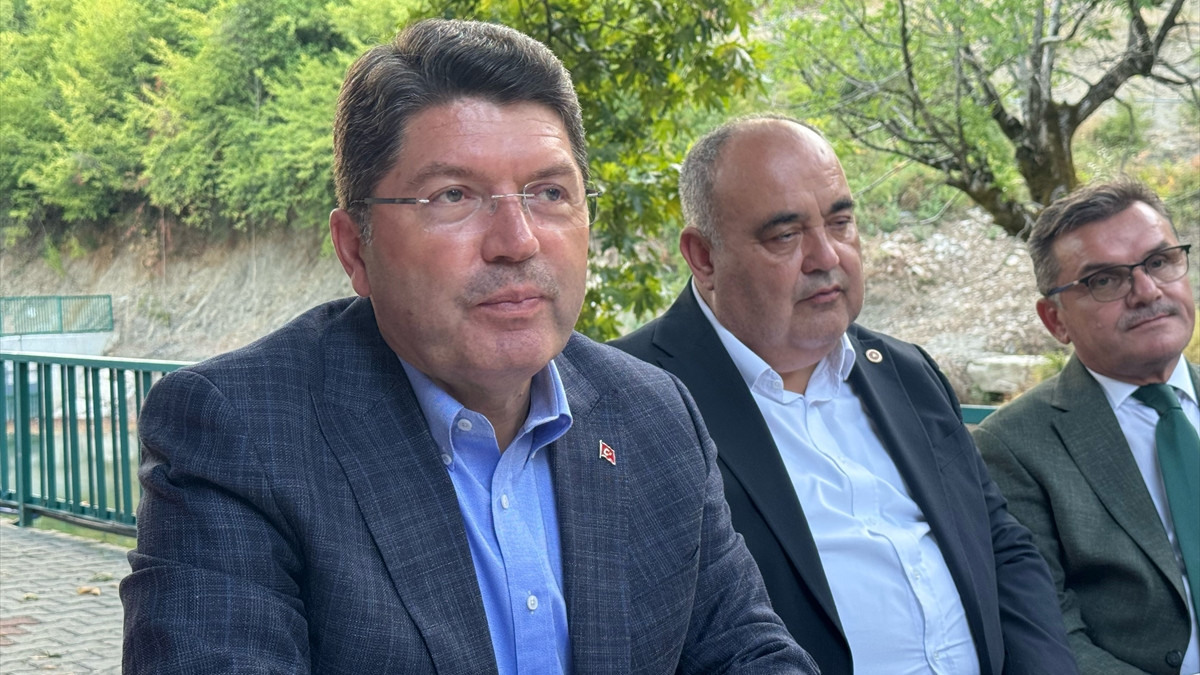 'Terörsüz Türkiye' sürecine ait değerlendirmelerde bulunan Adalet Bakanı Yılmaz Tunç,