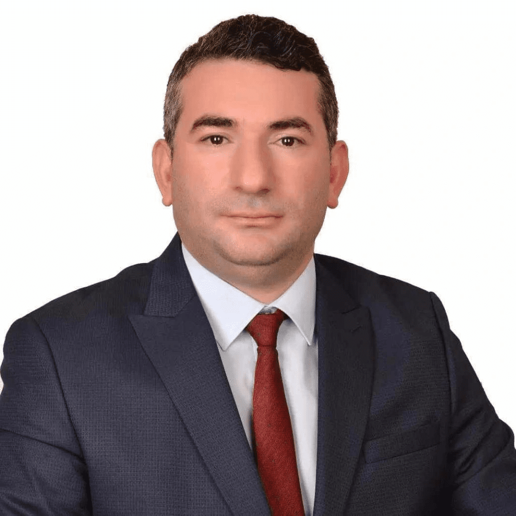 Okan Ertorun, 20 Mayıs 1982’de İstanbul’da doğdu. İlk, Orta öğrenimini