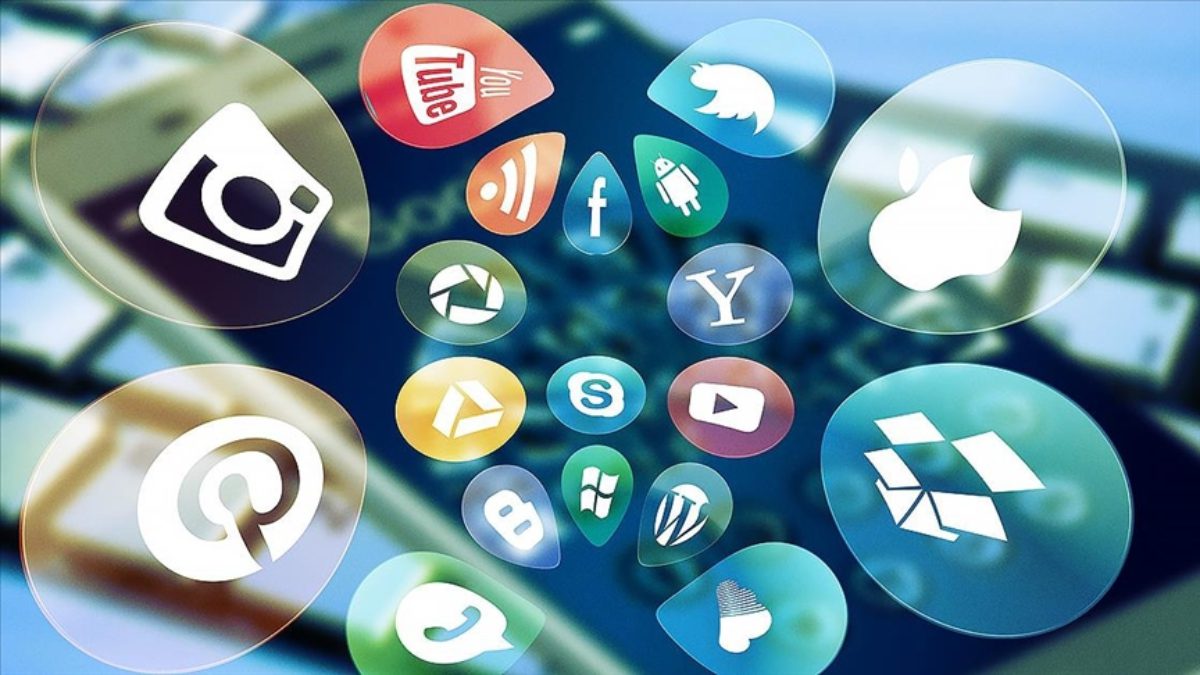 Anketlere göre, yetişkinlerin yüzde 28'i neredeyse her an çevrim içiyken,