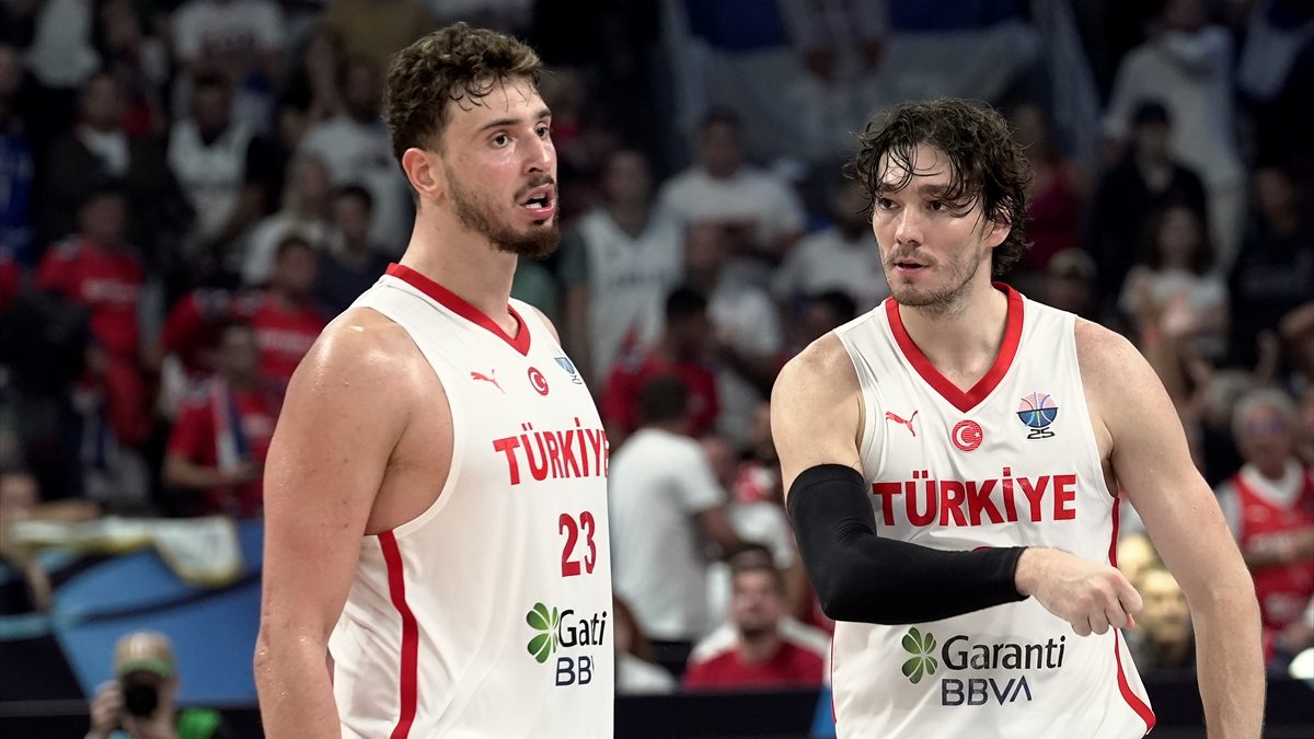 2025 Avrupa Basketbol Şampiyonası (EuroBasket 2025) son 16 turu maçında