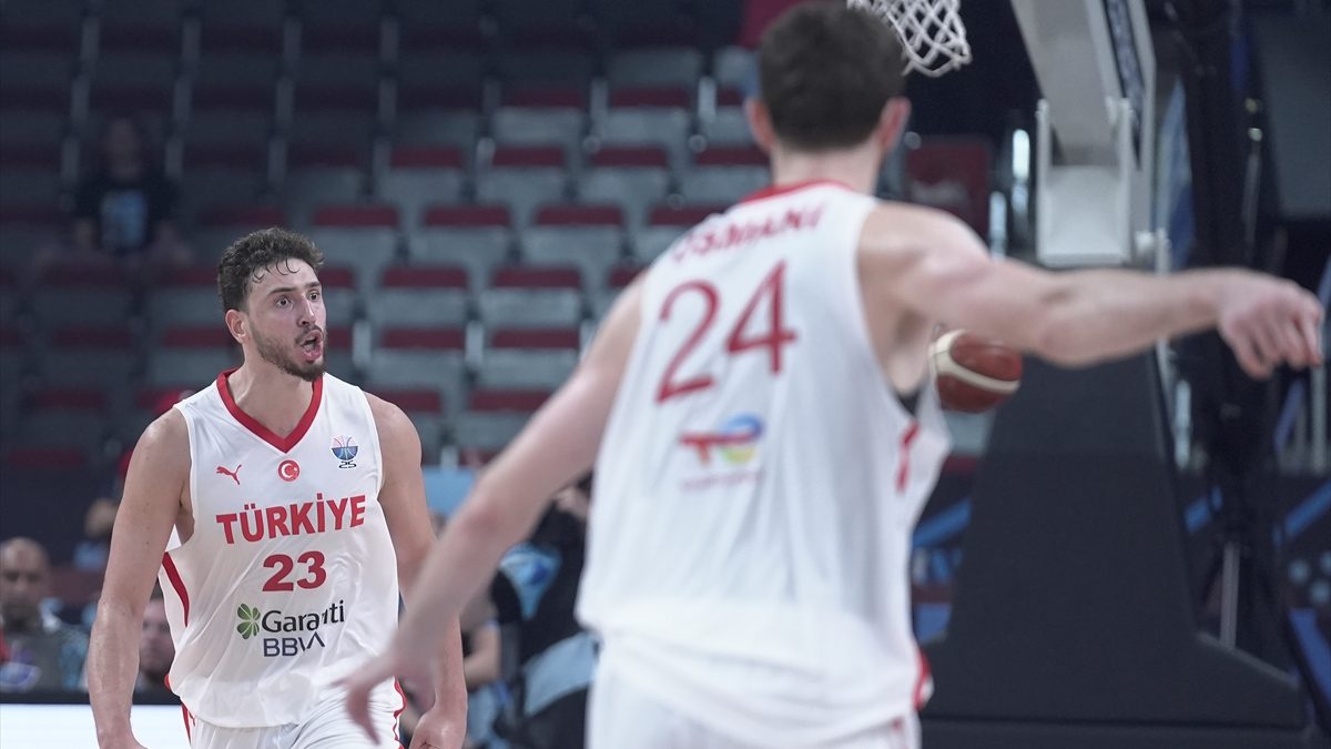 2025 Avrupa Basketbol Şampiyonası (EuroBasket 2025) çeyrek final maçında A