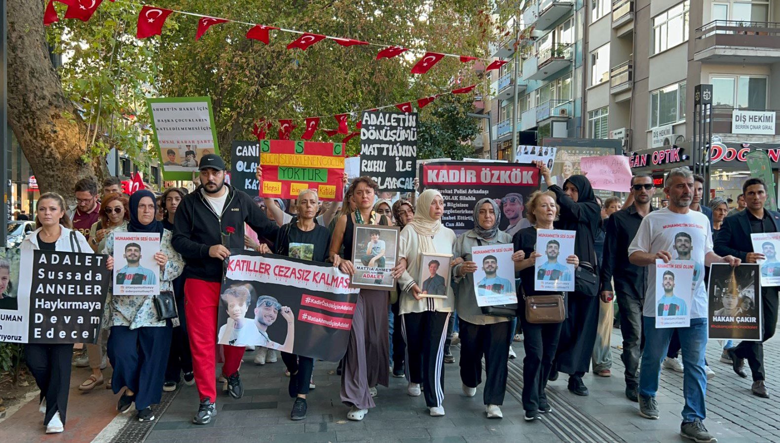 İstanbul'da bıçaklanarak hayatını kaybeden Mattia Ahmet Minguzzi'nin annesi Yasemin Minguzzi