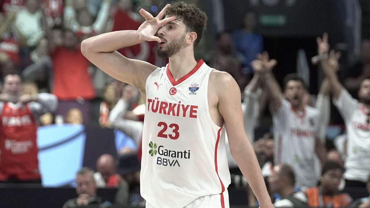 2025 Avrupa Basketbol Şampiyonası'nda (EuroBasket 2025) milli basketbolcu Alperen Şengün,