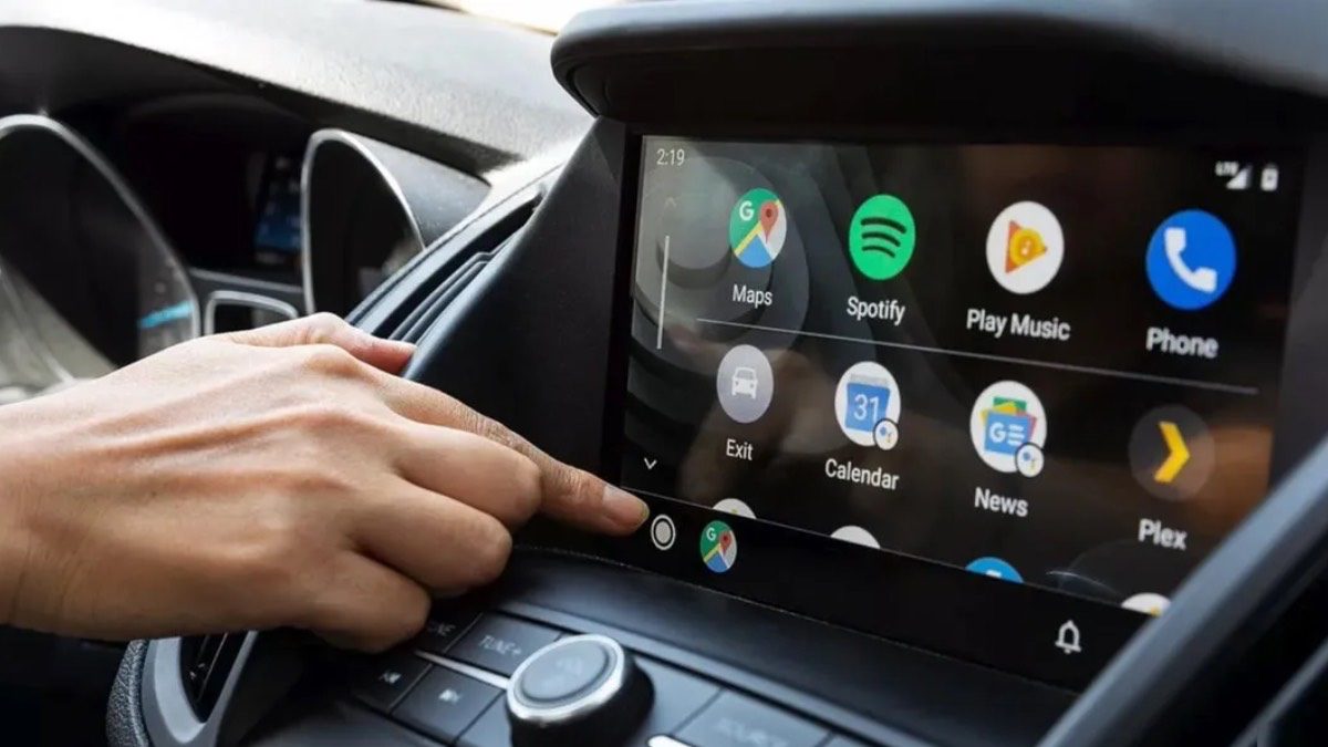 Android Auto, günlük işe gidiş gelişlerinizi daha kolay ve güvenli