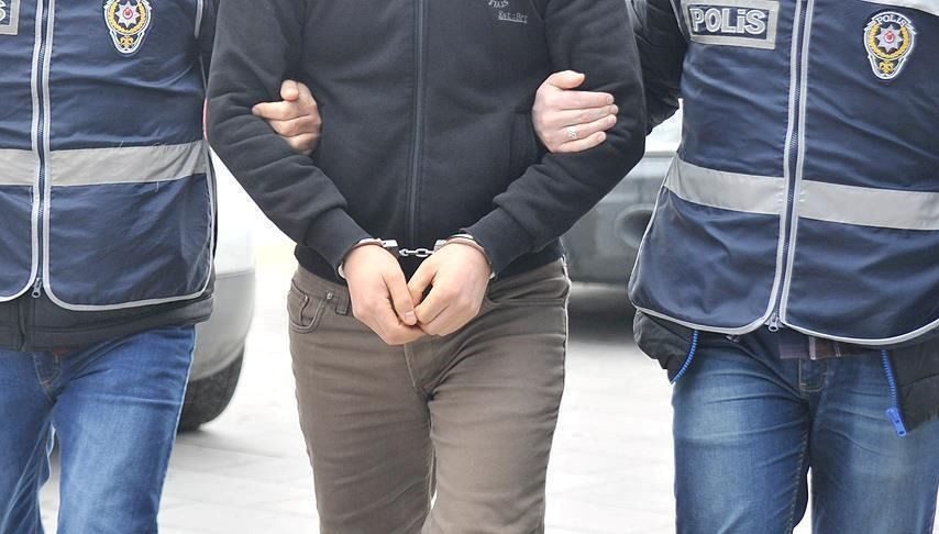 İstanbul Beşiktaş'ta alkol ve uyuşturucu madde etkisindeyken annesini döven ve