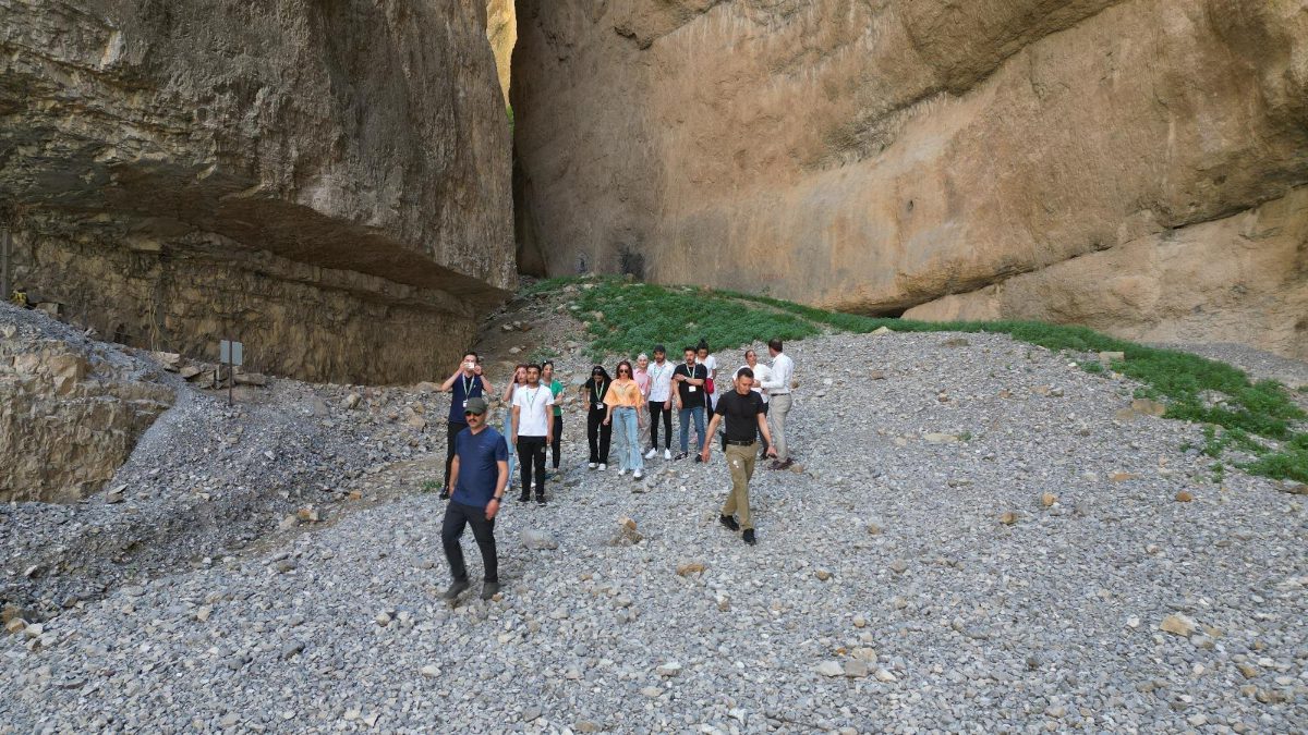 Türkiye'nin en büyük kanyonlarından olan Ardanuç ilçesindeki Cehennem Deresi Kanyonu,