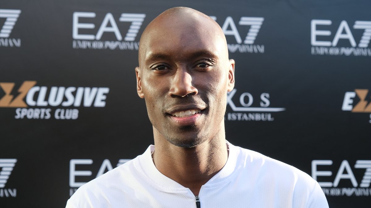 Beşiktaş'ın efsane ismi Atiba Hutchinson, "Bir sene daha Beşiktaş'ta oynamak