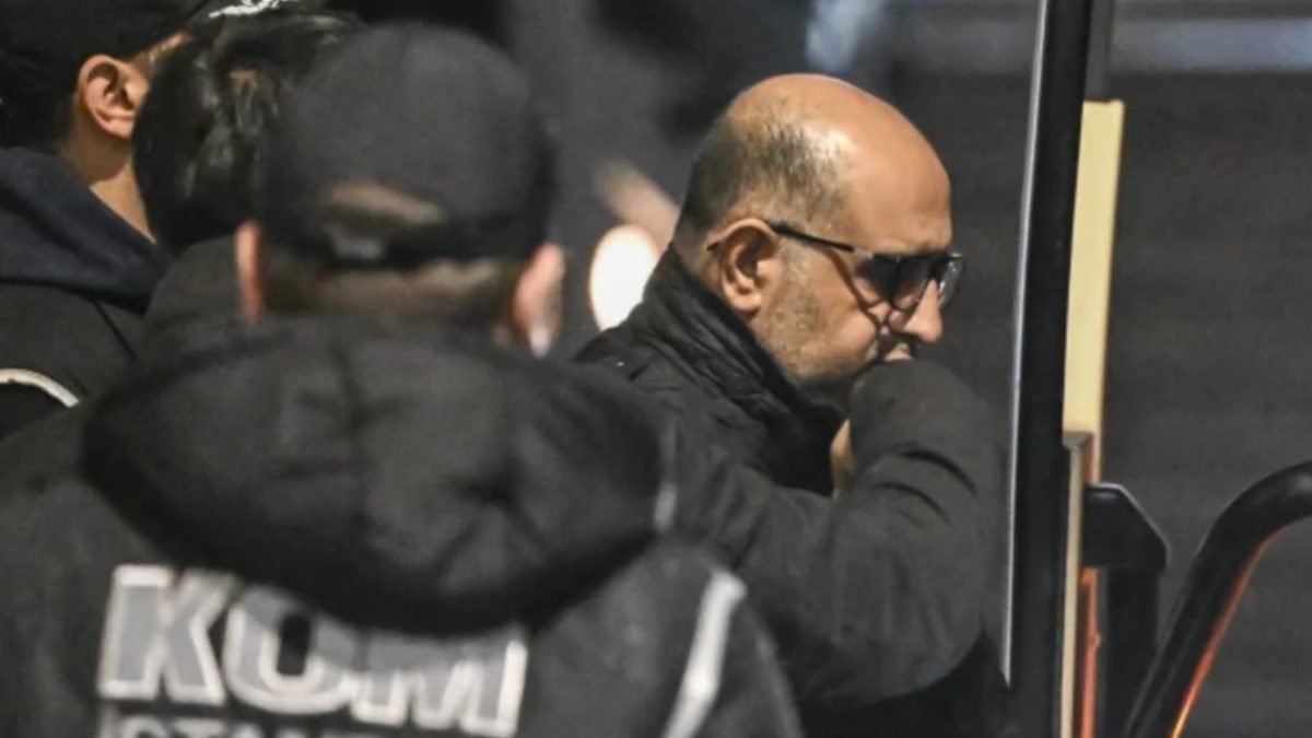 İBB'ye yönelik yolsuzluk soruşturmasında etkin pişmanlıktan yararlanan iş insanı Aziz