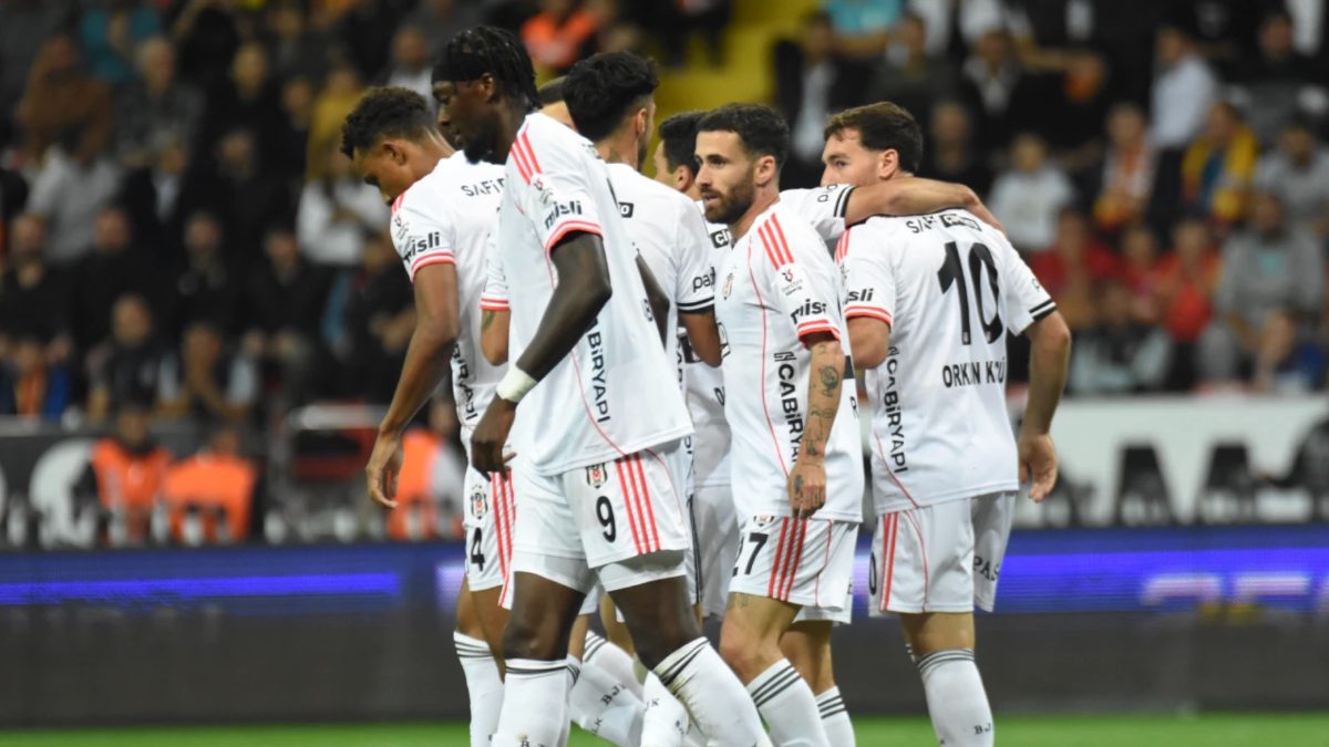 Beşiktaş, Süper Lig'de 7. haftanın kapanış maçında Kocaelispor'u ağırlayacak.