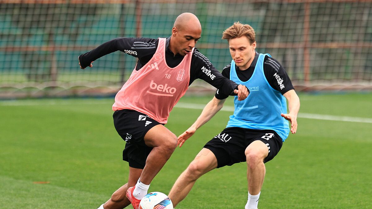Beşiktaş'ta Jonas Svensson ve Joao Mario takımda kalsalar bile TFF'ye