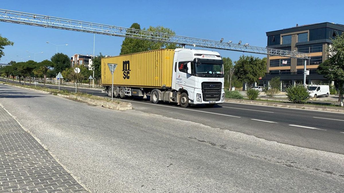 Kentte ağır tonajlı araçların şehir merkezine sabah 08.00 ile akşam