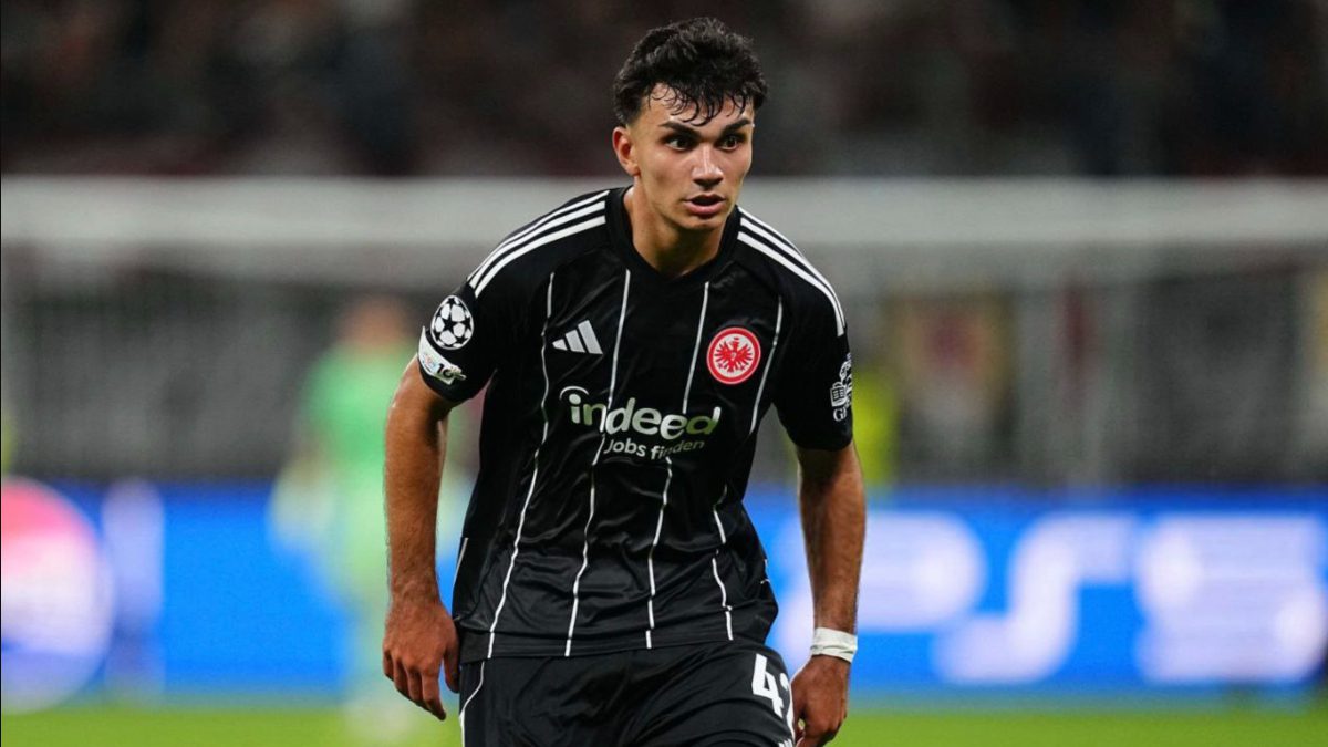 Galatasaray'ın deplasmanda Eintracht Frankfurt'a 5-1 mağlup olduğu maçta takımını öne