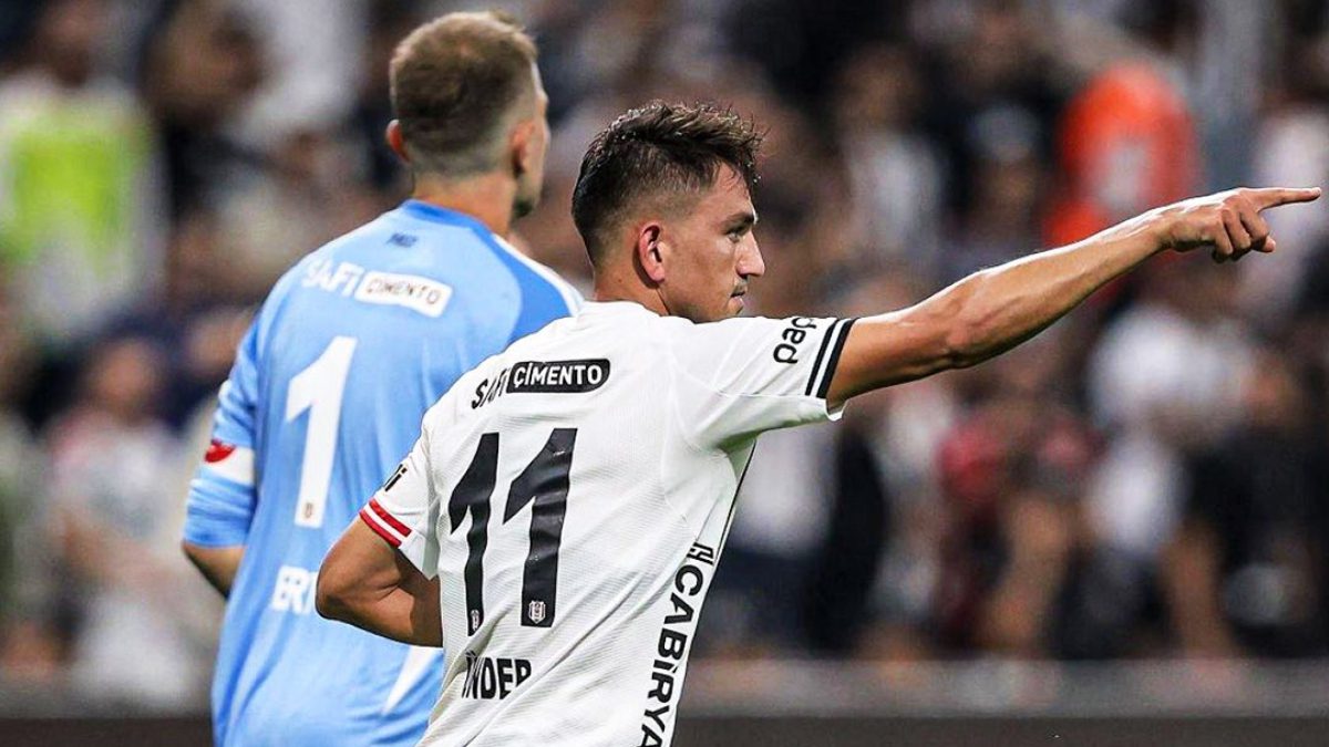 Süper Lig'in 5. haftasında Başakşehir'i sahasında Cengiz Ünder'in son dakikada