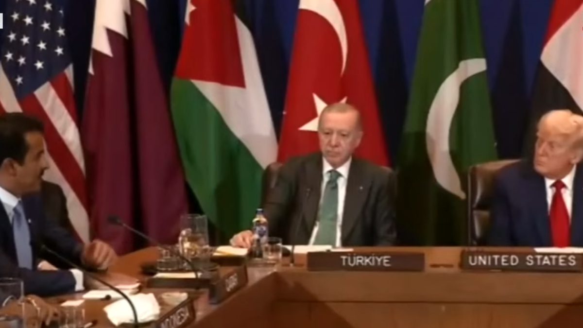 ABD Başkanı Donald Trump; Türkiye, Katar, Suudi Arabistan, Endonezya, Pakistan,