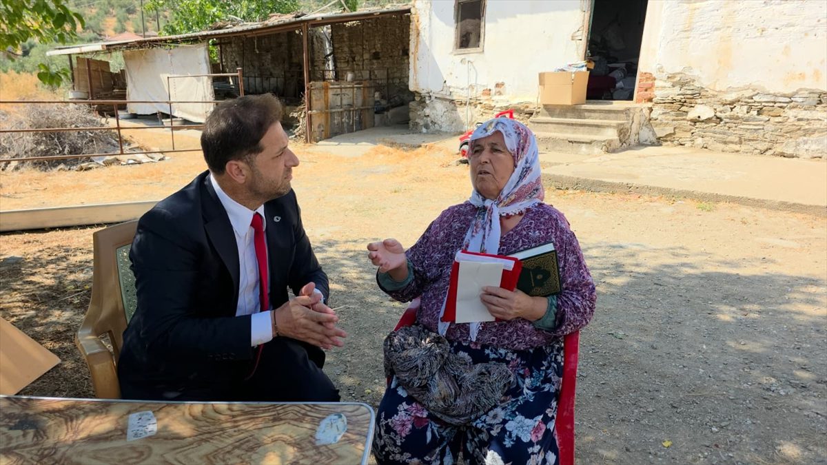 AK Parti Tire İlçe Başkanı Kadir Uğurlu, Cumhurbaşkanı Recep Tayyip