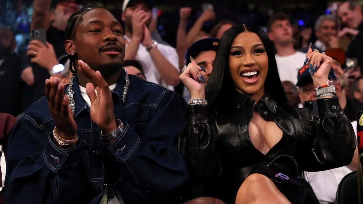 Dördüncü kez anne olmak için gün sayan Cardi B, yeni
