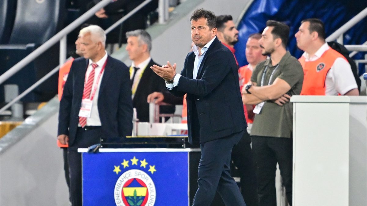 Antalyaspor Teknik Direktörü Emre Belözoğlu, Fenerbahçe maçının ardından "Ben Antalyaspor