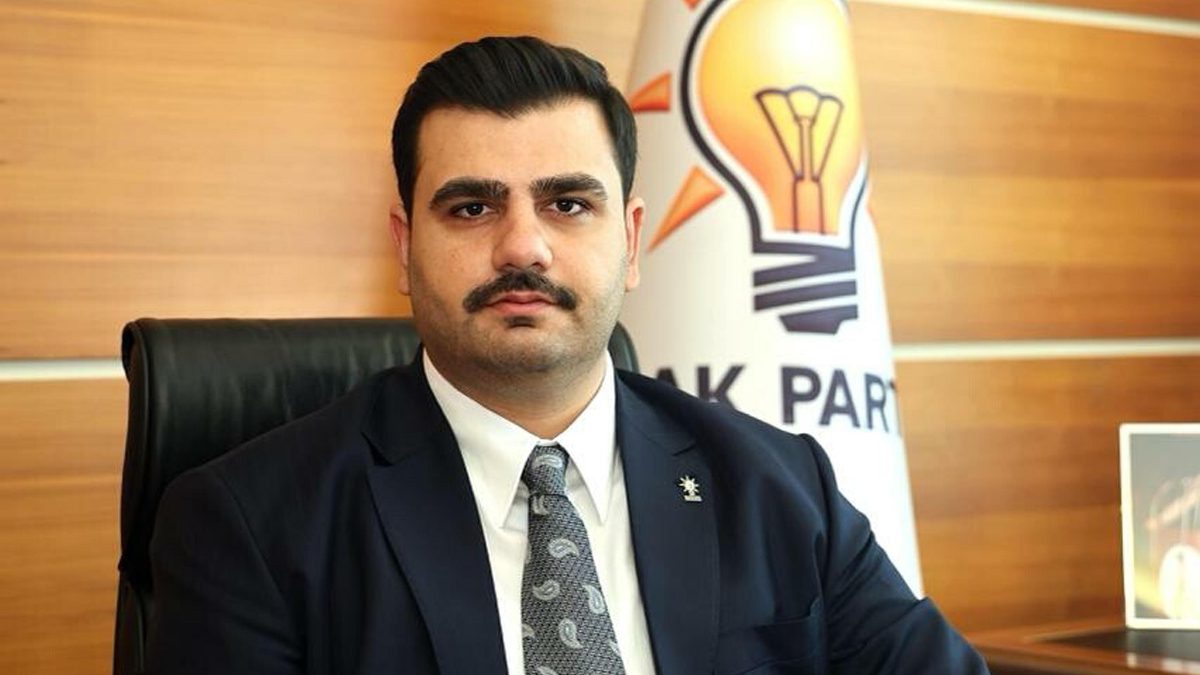 AK Parti Genel Sekreteri ve İzmir Milletvekili Eyyüp Kadir İnan,
