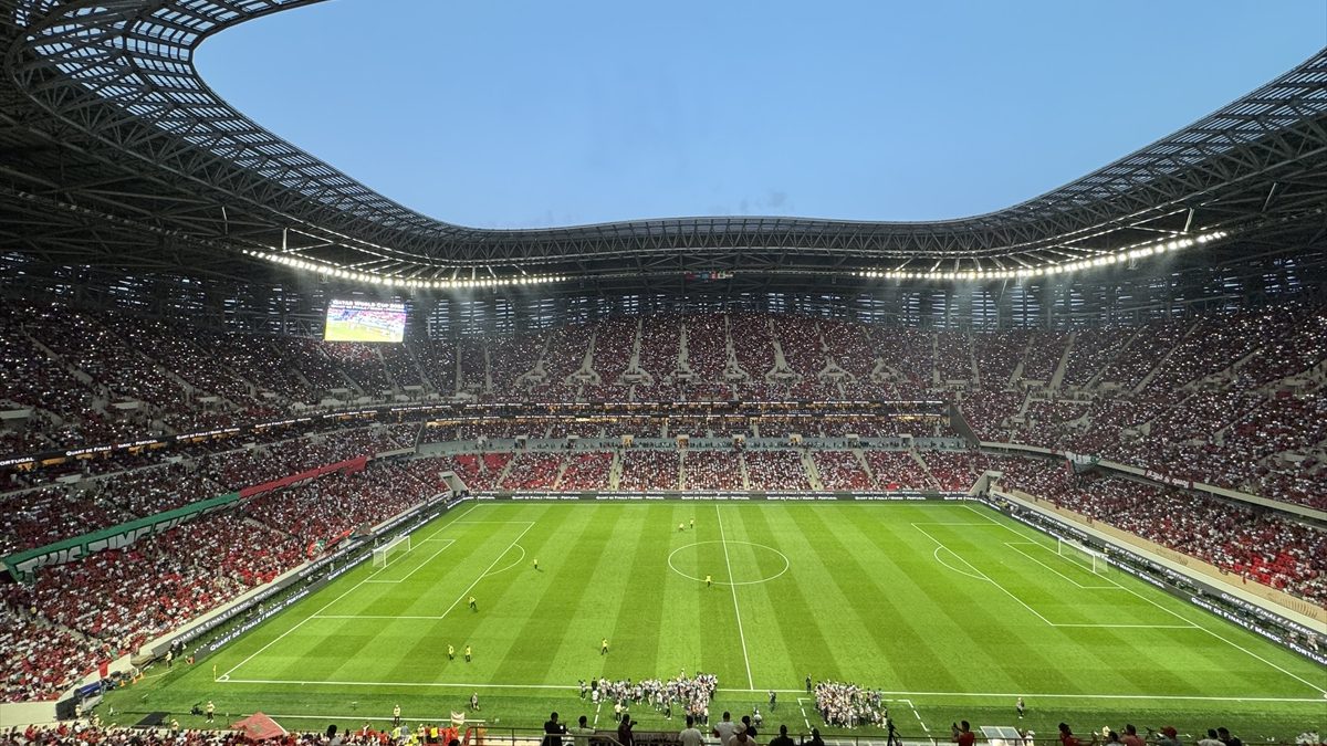 FIFA Başkanı Gianni Infantino'nun deyimiyle "Fas'ı yansıtan gerçek bir mücevher"