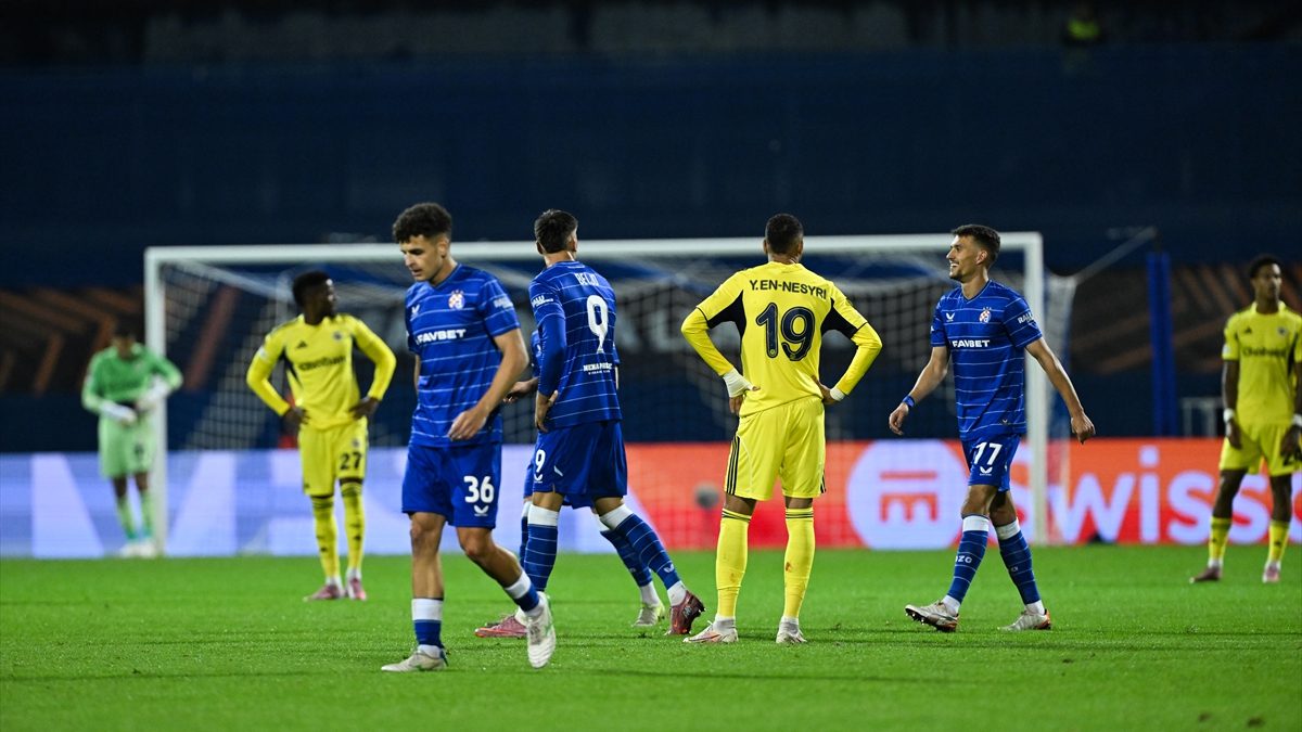 UEFA Avrupa Ligi ilk haftasında Fenerbahçe, deplasmanda Dinamo Zagreb'e 3-1