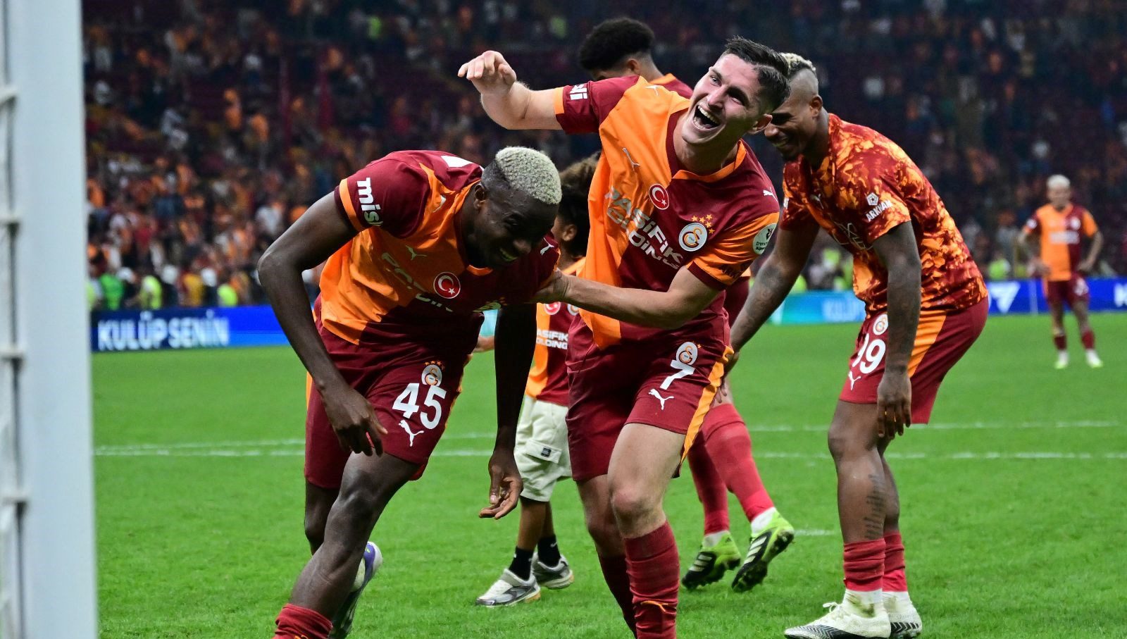 Galatasaray, Şampiyonlar Ligi'ndeki Liverpool maçı öncesi Alanya deplasmanında moral arıyor.