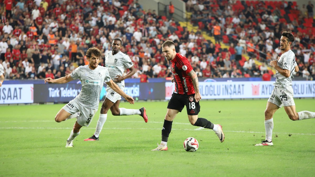 Süper Lig'in 5. haftasında Kocaelispor'u 2-0 mağlup eden Gaziantep FK,