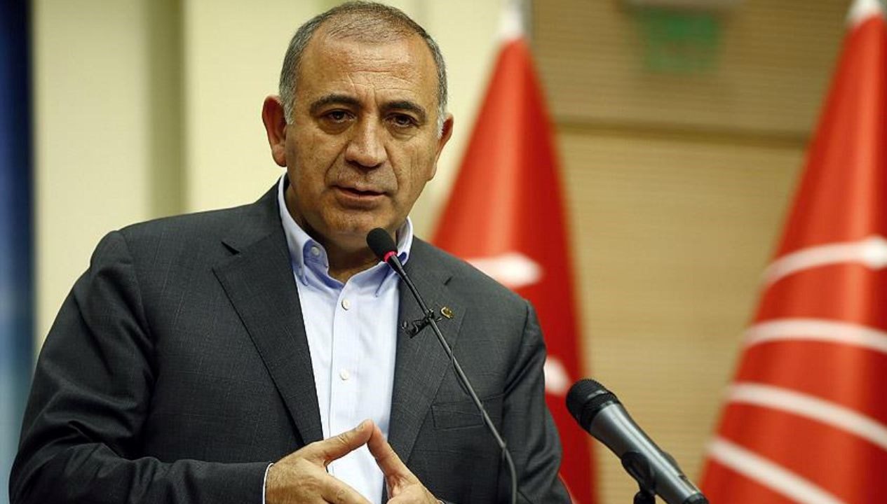 Mahkeme kararıyla CHP İstanbul İl Başkanlığı yönetimine atanan Gürsel Tekin,