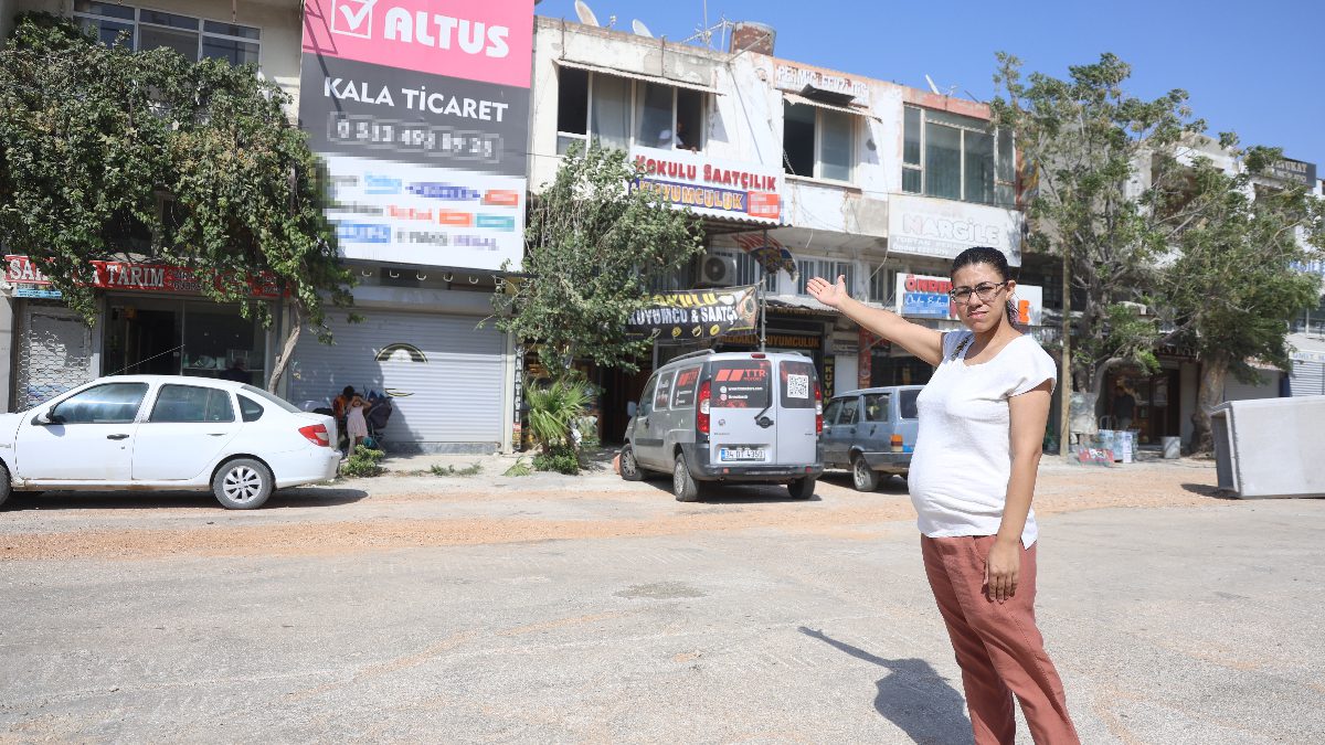 Yeni evine yerleşme hayaliyle satın aldıkları beyaz eşyalarının parasını ödeyip