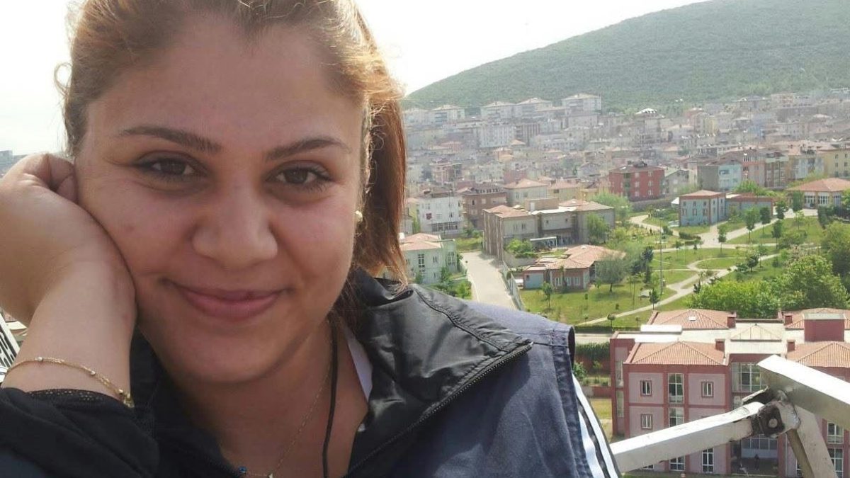 Eşiyle otele giden Elif Can Göktürk, fenalaşıp hayatını kaybetti. Ölümün